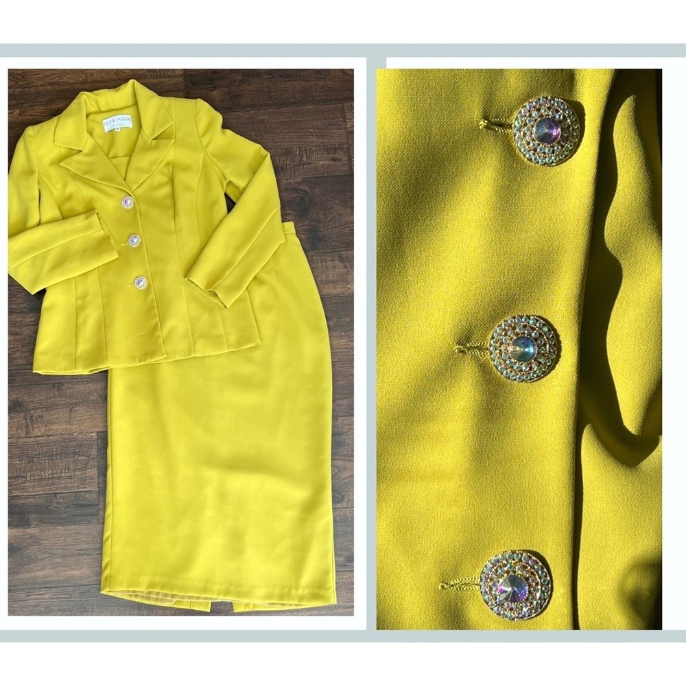 Lily & Taylor New York Couture Suit Womens  4 Church Wedding Jeweled Buttons VTG